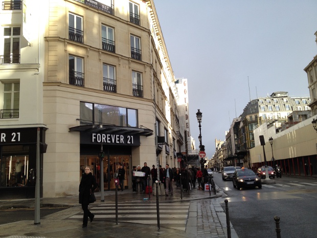 Der perfekte Tag in Paris - Shoppen bei Forever 21